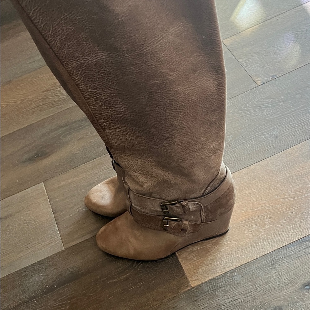 Steve Madden Tan Leather Wedge Boots - Picture 4 of 7